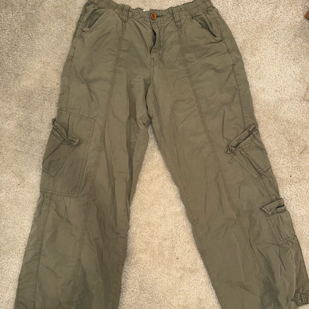 Bdg Women’s Olive Cargo Pants